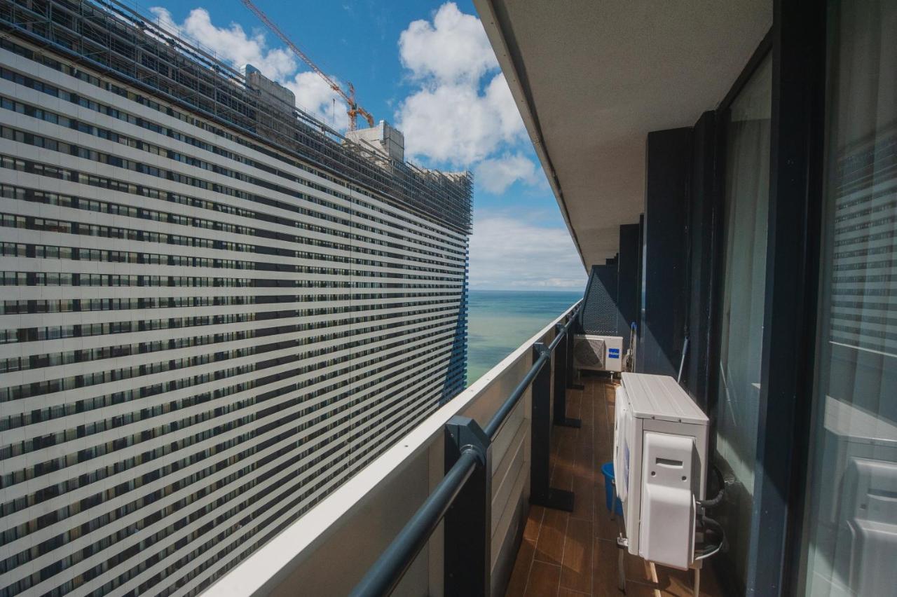 Orbi City Towers バトゥーミ エクステリア 写真