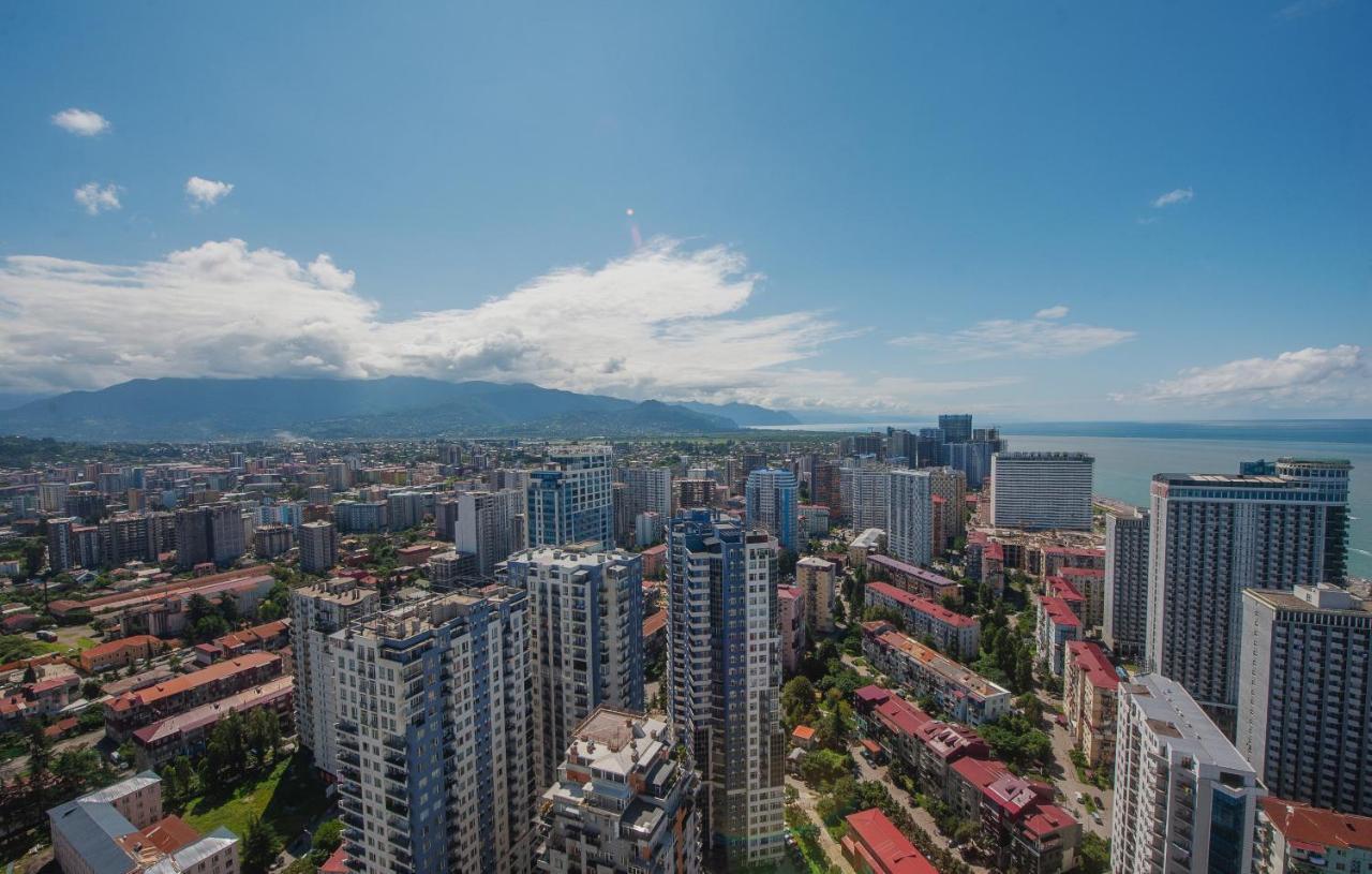 Orbi City Towers バトゥーミ エクステリア 写真