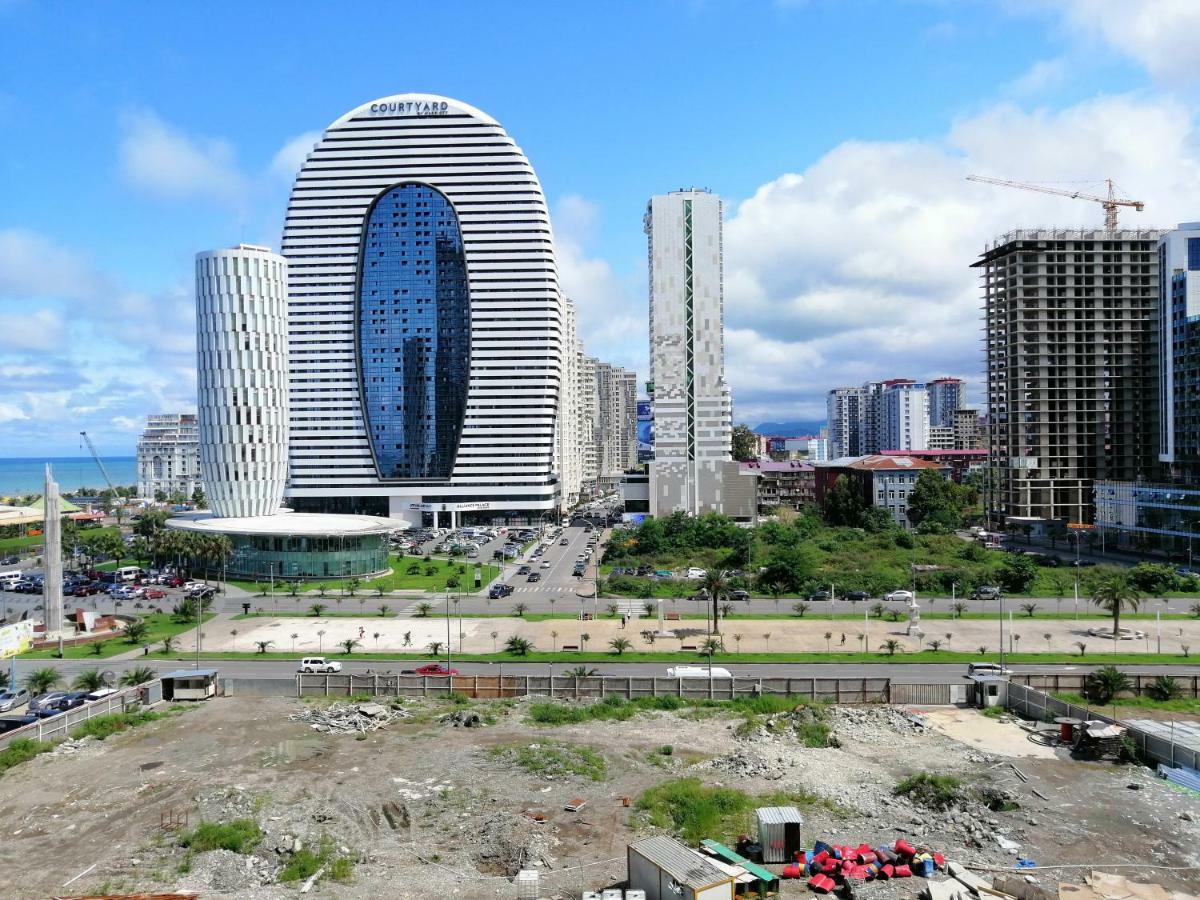 Orbi City Towers バトゥーミ エクステリア 写真